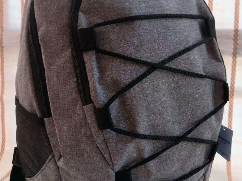 Mochila acolchada C/cordon